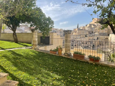 Property building, Garden