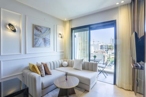 Balcony/Terrace, Living room