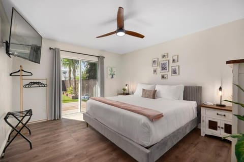 Event Epicenter Heated Pool Game Room Near Stadium House in Avondale