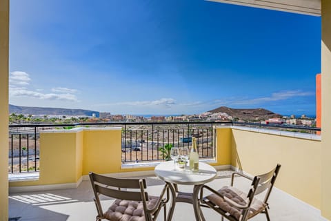 View (from property/room), Balcony/Terrace, Sea view