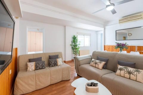 TV and multimedia, Living room, air conditioner