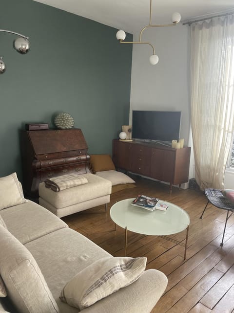 Property building, Living room