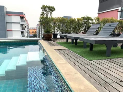 Property building, Swimming pool