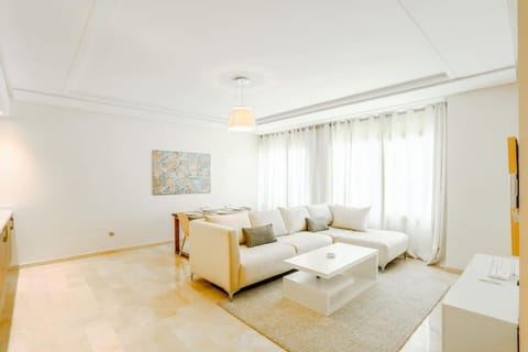 Living room, Photo of the whole room, Bedroom