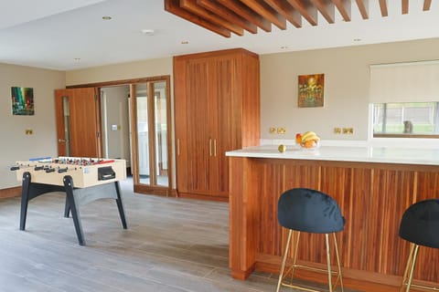 Billiard, Entertainment, oven