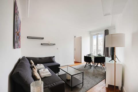 Chic apartment - 1BR-4P - Next to Paris Apartment in Île-de-France