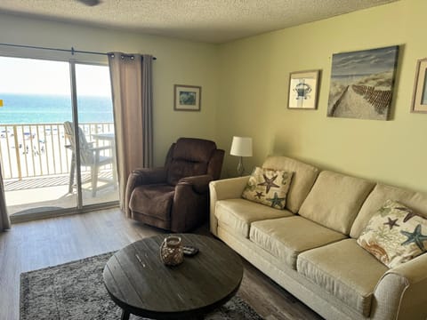 Four Winds 402 by ALBVR - Amazing beachfront condo with private balcony & unbelievable views! House in Orange Beach