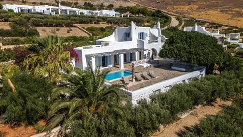 Property building, Day, Bird's eye view, Swimming pool