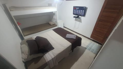 Bed, TV and multimedia, Photo of the whole room, Bedroom, minibar, air conditioner