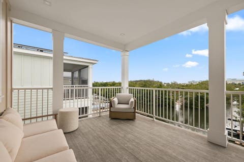 Shore To Escape at Hunter's Point House in Cortez