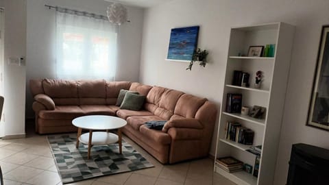 Apartman Sandra - free private parking and garden Apartment in Zadar