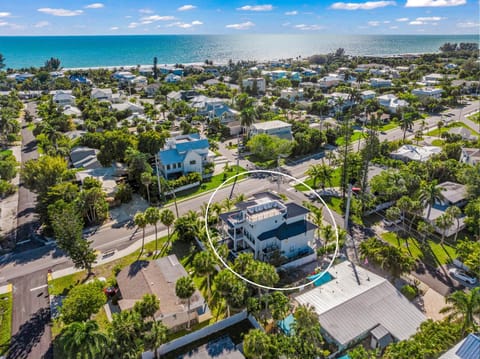 Annabella By The Sea House in Holmes Beach