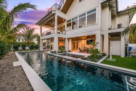 Annabella By The Sea House in Holmes Beach