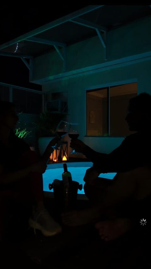 Cobertura com Piscina Aquecida ou Apartamento com Varanda Apartment in Rio de Janeiro