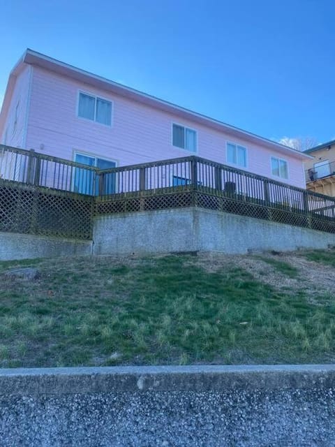 Studio D Sleep 6- Bachelor/Bachelorette Parties! House in Village Four Seasons