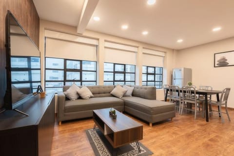 TV and multimedia, Living room, Dining area