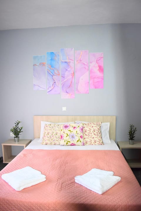 Venice Apartments Bed and Breakfast in Limenaria