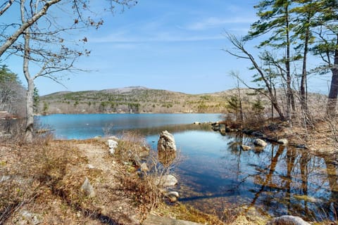 The Blue Door Cabin Cabin in Squam Lake