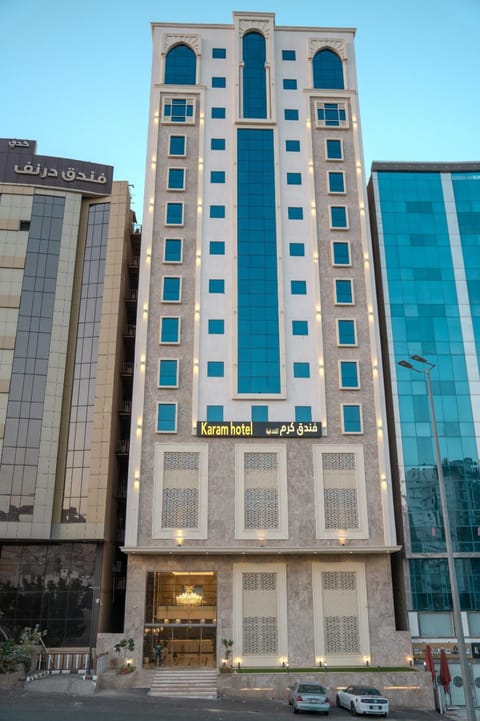Property building, Day
