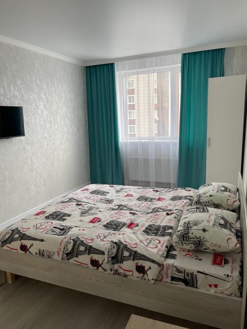 Bed, TV and multimedia