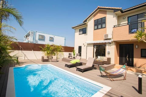 Property building, Garden, Pool view