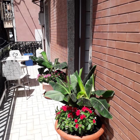 Property building, Balcony/Terrace