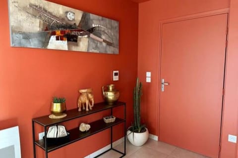 Appartement spacieux et terrasse Apartment in Séné