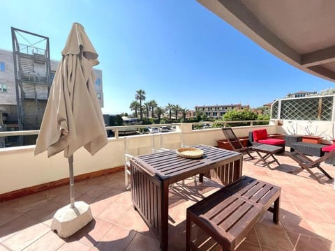 View (from property/room), Balcony/Terrace