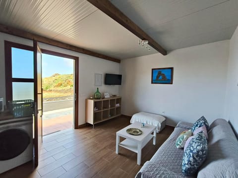 Vivienda Vacacional La cueva House in El Hierro