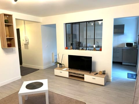Communal lounge/ TV room, TV and multimedia