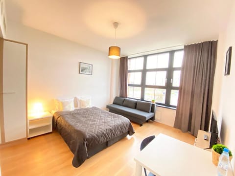 Bed, Photo of the whole room