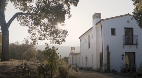 Property building, Garden view, Mountain view