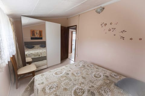 Holiday House Rusticana Sali, Dugi otok near NP Kornati Bed and Breakfast in Zadar County