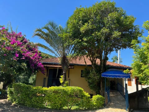 Pousada dos Girassóis Hotel in State of Rio de Janeiro