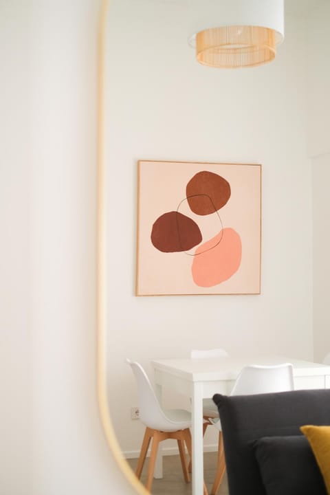 Living room, Decorative detail, Seating area, Dining area