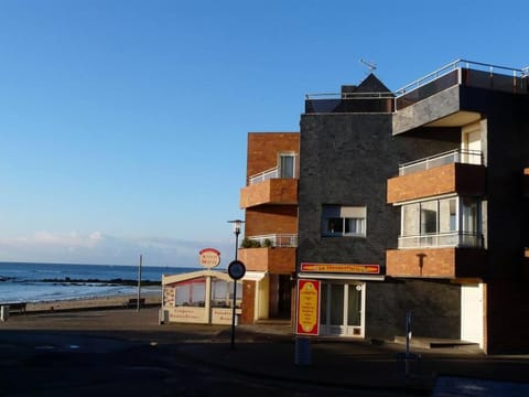 Face à la mer studio de 33m2 avec terrasse et wifi Apartment in Brittany