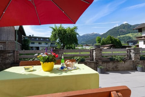 Day, Summer, Balcony/Terrace, Seating area, Mountain view