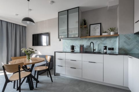 TV and multimedia, Coffee/tea facilities, Kitchen or kitchenette, pet friendly