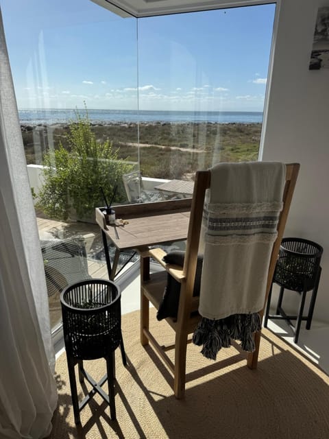 105 On Beach, Whale Room Vacation rental in Western Cape