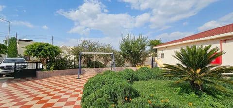 Patio, Garden, Balcony/Terrace