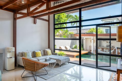 Balcony/Terrace, Living room