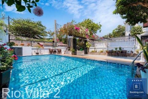 Beach, Beach, Swimming pool