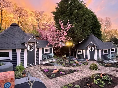 Property building, Garden