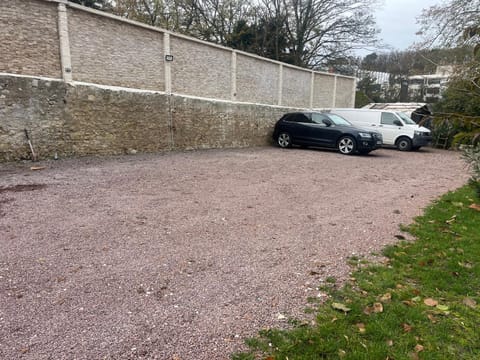 Manoir Drissia - Tours Centre, France Bed and Breakfast in Tours