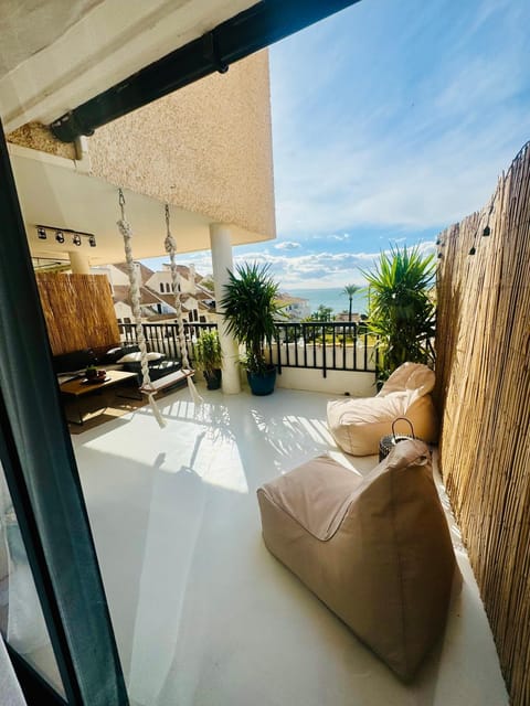 Patio, View (from property/room), Balcony/Terrace, Seating area