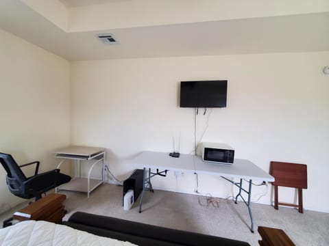 Master Bed & Bath Just For You Vacation rental in Rogers