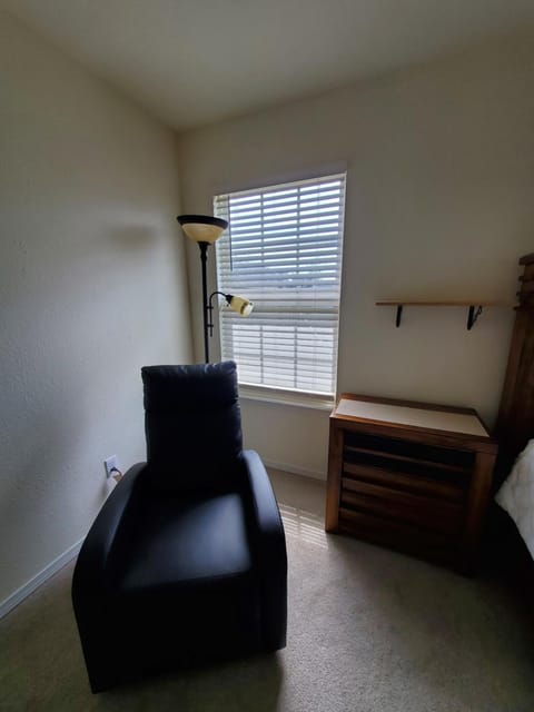 Master Bed & Bath Just For You Vacation rental in Rogers