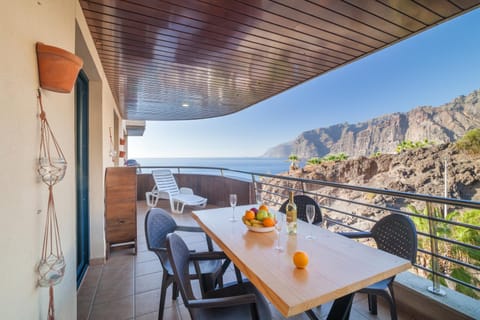 Balcony/Terrace, Mountain view, Sea view