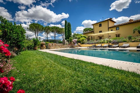 Villa dei Pavoni - Holiday Villa Villa in Florence