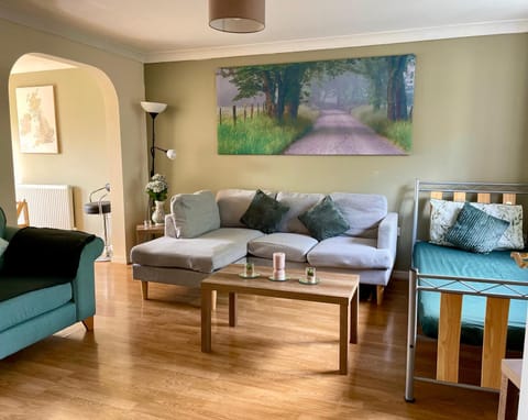 3 Bedroom Detached house Wellingborough House in Wellingborough